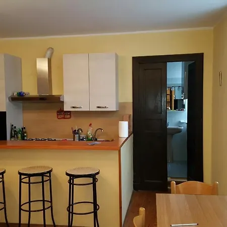 Torres Rojas Attico Ivrea